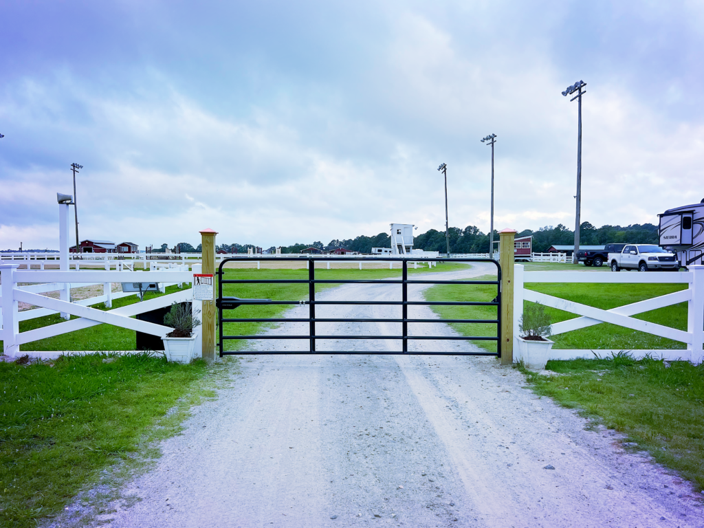 mechanical gate